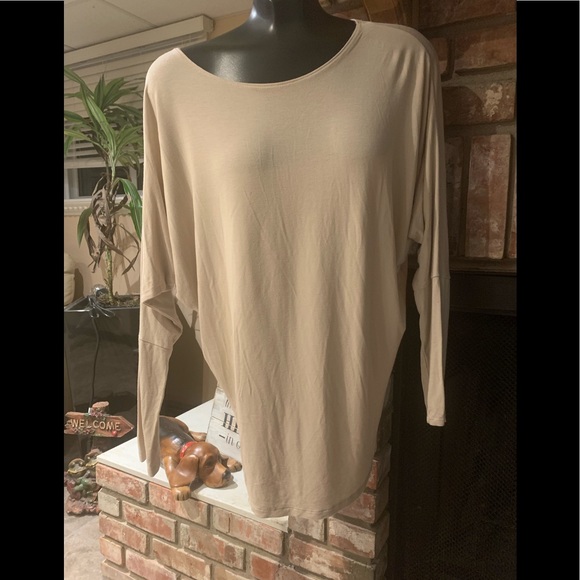 Beige/Brown Emma Closet med top - Picture 4 of 4